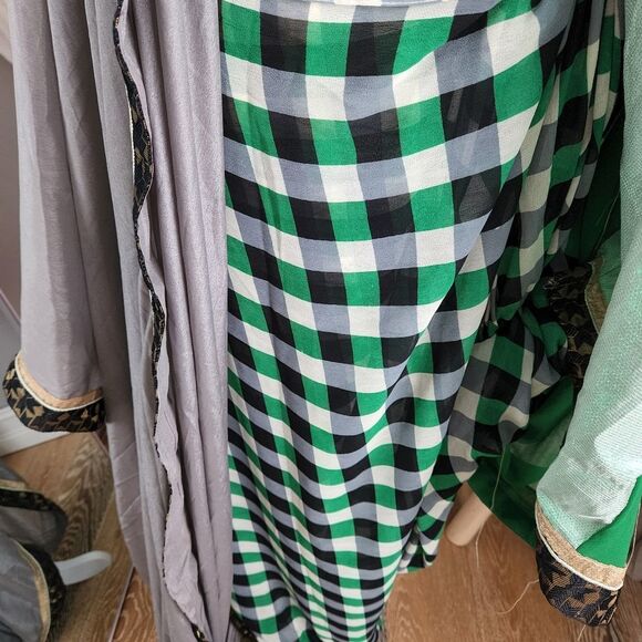 GORGEOUS! HALF SAREE - Green Grey Gold Georgette Saree - Picture 7 of 14